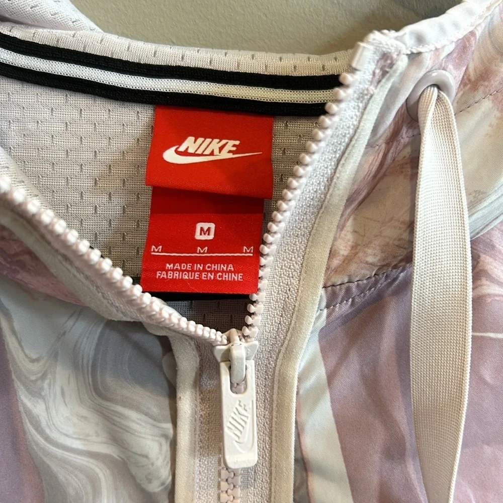 Nike womens tech sport marble pullover hooded windbreaker size medium